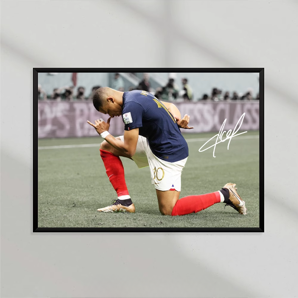 Mbappe Kneeling Poster